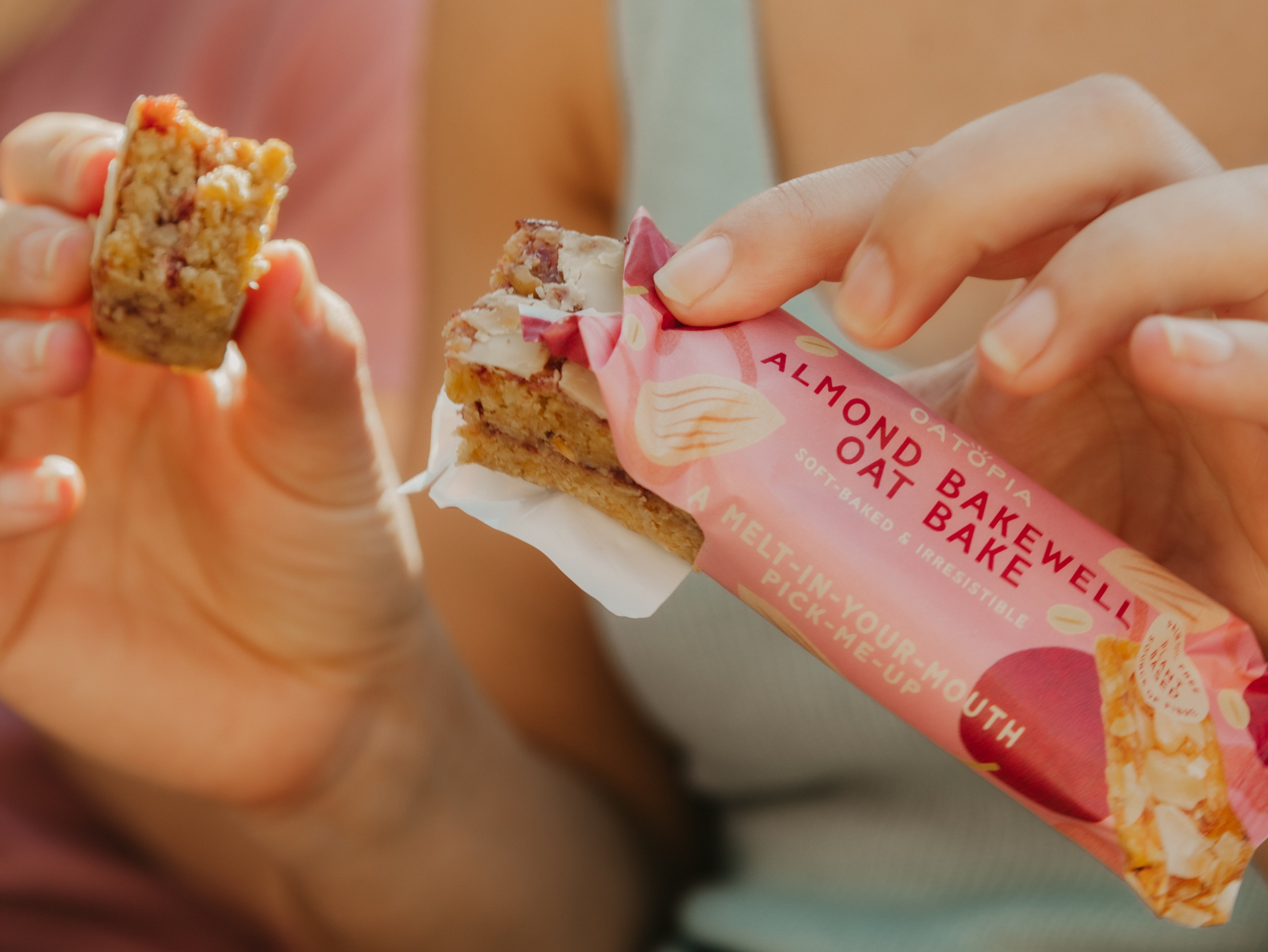 Oatopia Almond Bakewell Oat Bake Bar | Vegan Plant-Based Snack